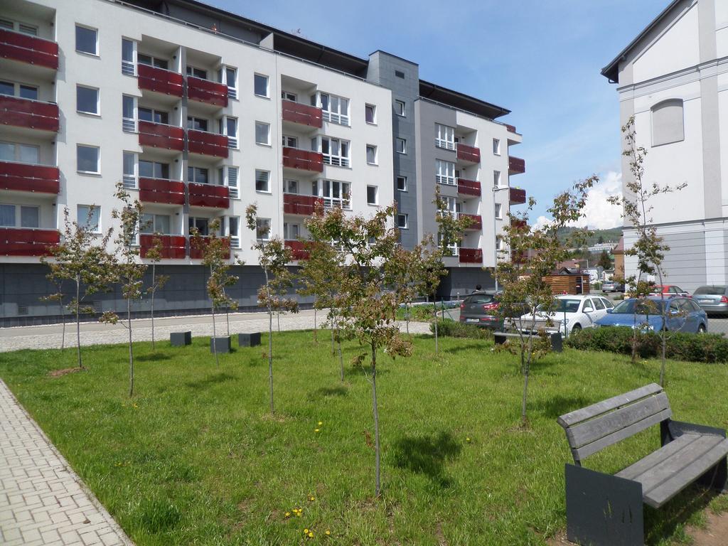 Apartman Vrchlabi - Centrum Екстериор снимка