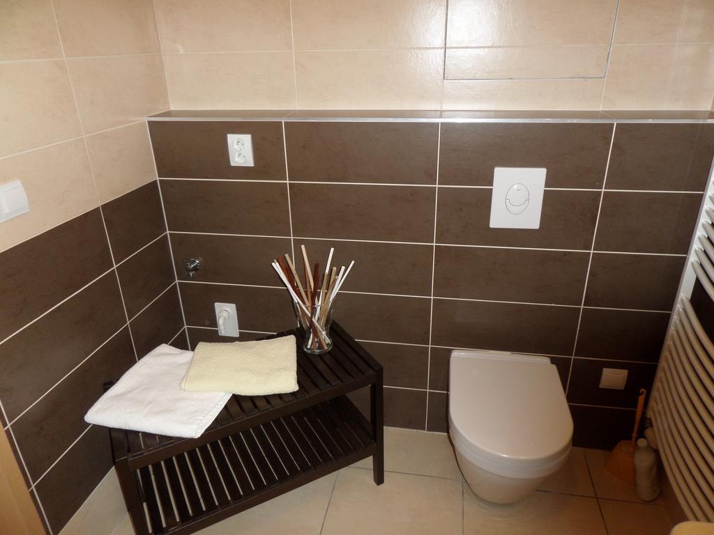 Apartman Vrchlabi - Centrum Екстериор снимка